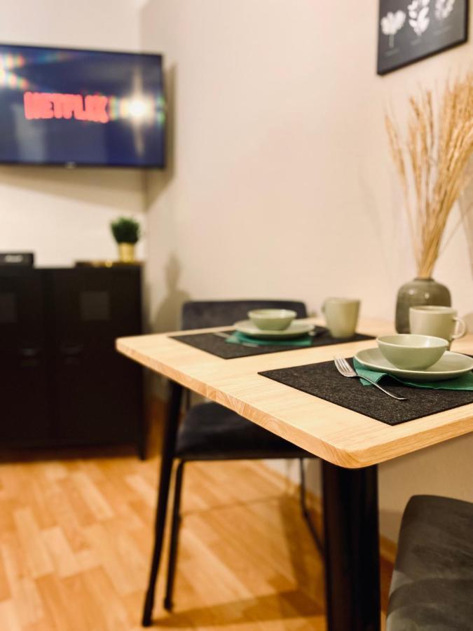 Saniertes Studio - Elisa - Mit Balkon, Wlan, Smart-Tv & Kueche In City-Naehe Erfurt Zewnętrze zdjęcie